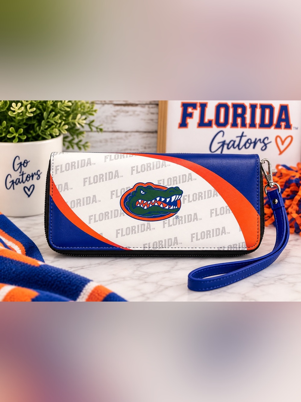 NCAA Florida Gators Curve Zip Organizer Wallet Wristlet - Littlearth